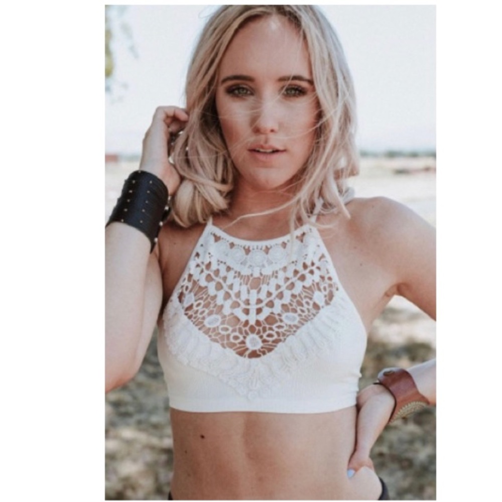 Women White Crochet High Neck Crop Top Bralette